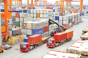 Xuất nhập khẩu hàng hoá nửa đầu tháng 9 giảm 15,4%