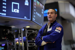 Dow Jones tăng hơn 200 điểm, cắt đứt chuỗi ngày thua lỗ