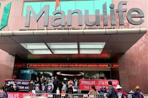 Manulife từ chối hoàn tiền “Tâm an đầu tư” vì cho rằng không đủ chứng cứ