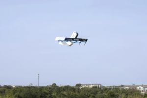 Amazon thử nghiệm thiết bị bay không người lái giao thuốc cho người dân