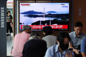 Triều Tiên sắp sửa phóng vệ tinh