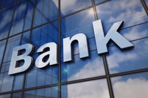 Các ngân hàng niêm yết sẽ bị ảnh hưởng ra sao nếu Luật Các tổ chức tín dụng (sửa đổi) có hiệu lực?