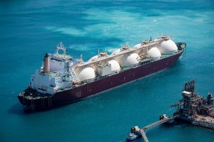 Nhà xuất khẩu khí LNG hàng đầu thế giới tạm dừng vận chuyển qua Biển Đỏ
