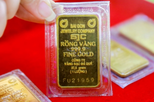 Giá vàng hôm nay 16/1: Vàng nhẫn tăng giá lên mức cao nhất từ trước đến nay