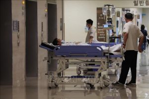 Hàn Quốc bổ sung hơn 2.700 trợ lý bác sĩ để ứng phó với khủng hoảng y tế