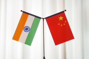 Ấn Độ – Trung Quốc: Cuộc đua giữa 2 quốc gia tỷ dân