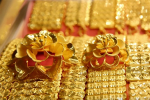 Chính phủ mạnh tay: Giá vàng biến động thất thường, giảm về 70 triệu đồng?