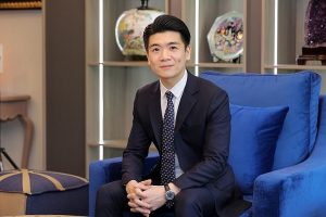 “Cậu ấm” nhà Chủ tịch Ngân hàng SHB Đỗ Quang Hiển “bơm” trăm tỷ mua cổ phiếu SHS