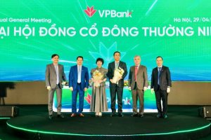 Đại hội đồng cổ đông VPBank thông qua kế hoạch kinh doanh 2024, bầu bổ sung 2 thành viên HĐQT