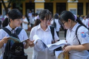 Hà Nội công bố điểm thi vào lớp 10 THPT chuyên năm học 2024 -2025