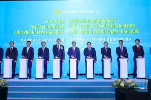 Thủ tướng: Vietnam Airlines cần phát huy hơn nữa vai trò cầu nối Việt Nam – Hàn Quốc